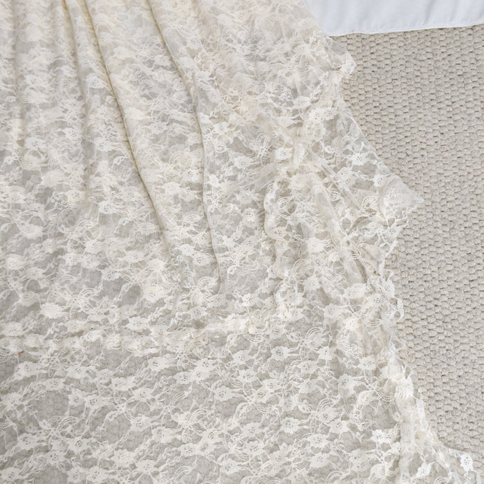 Ruffled irregular hemmed half-length skirt