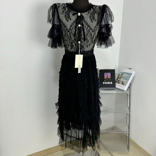 Belted round-neck lace dress