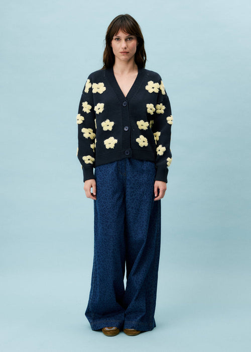 Bergenia Cardigan (Navy Blue)