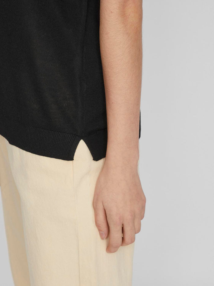 Beryl V-Neck Knit Top (Black)