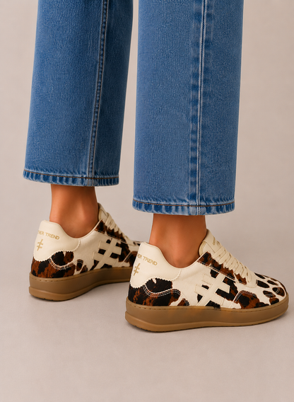 Iconic II Vaca (Cow Print)