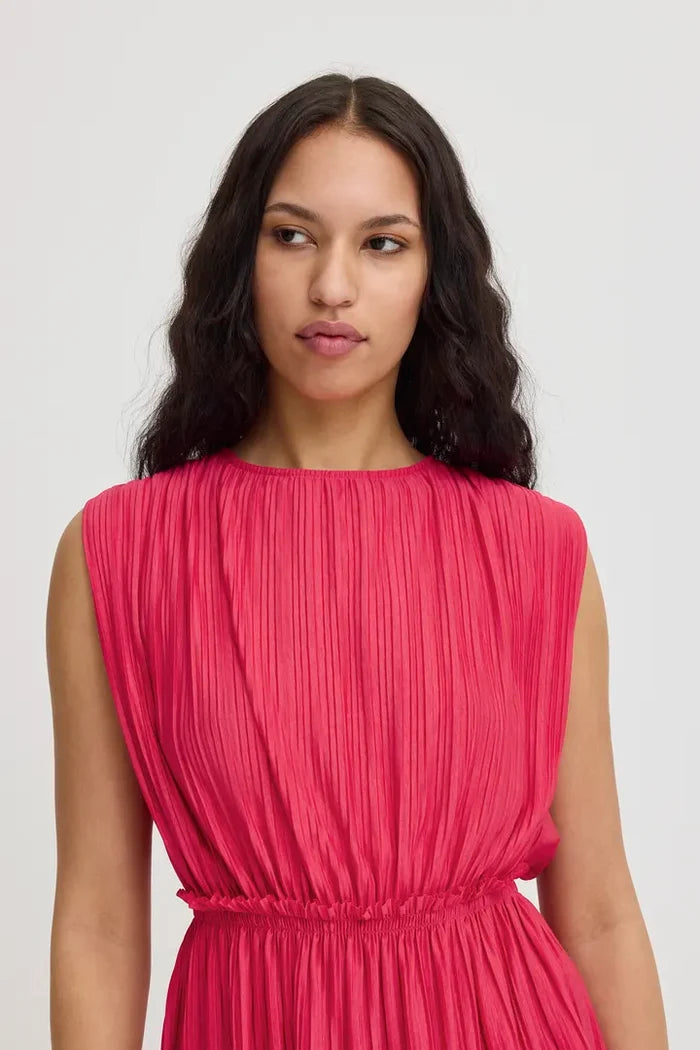 Ivy Sleeveless Top (Bright Rose)
