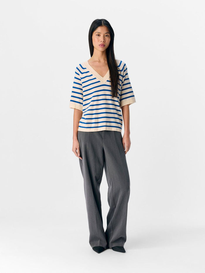 Jocelyn V-Neck Knit Top (Sandshell/Surf)