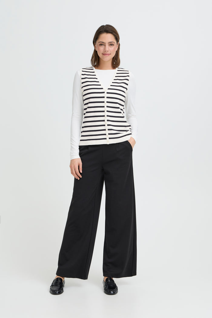 Lola Waistcoat (White/Total Eclipse)