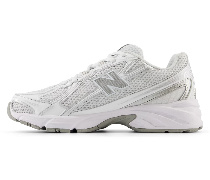 Men’s New Balance 740 (White/Silver)
