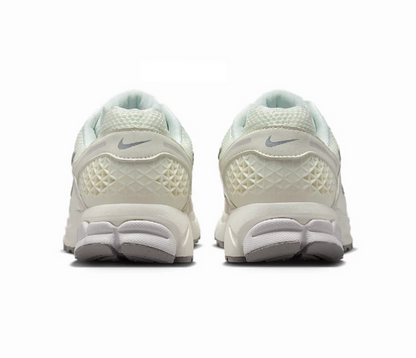 Men's Nike Zoom Vomero 5 (Cream/Silver)