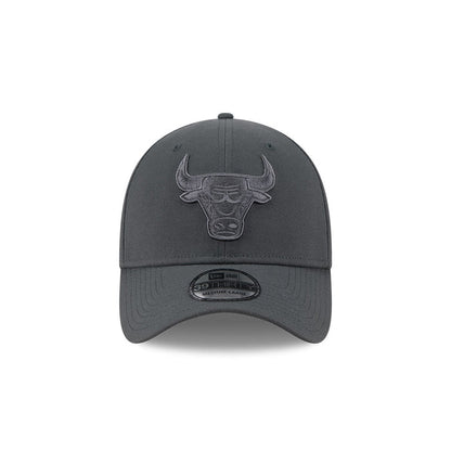 New Era Chicago Bulls 39Thirty Stretch Fit Cap (Steel Tonal)