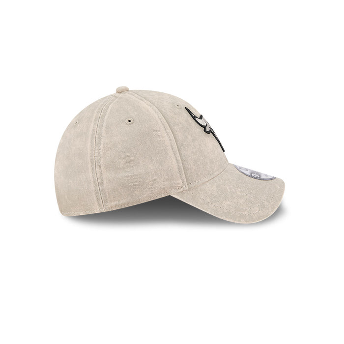 New Era Chicago Bulls 9Forty Snapback Cap (Washed Pebble/Black)