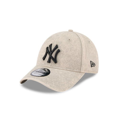 New Era N.Y Yankees 9Forty Snapback Cap (Washed Pebble/Black)