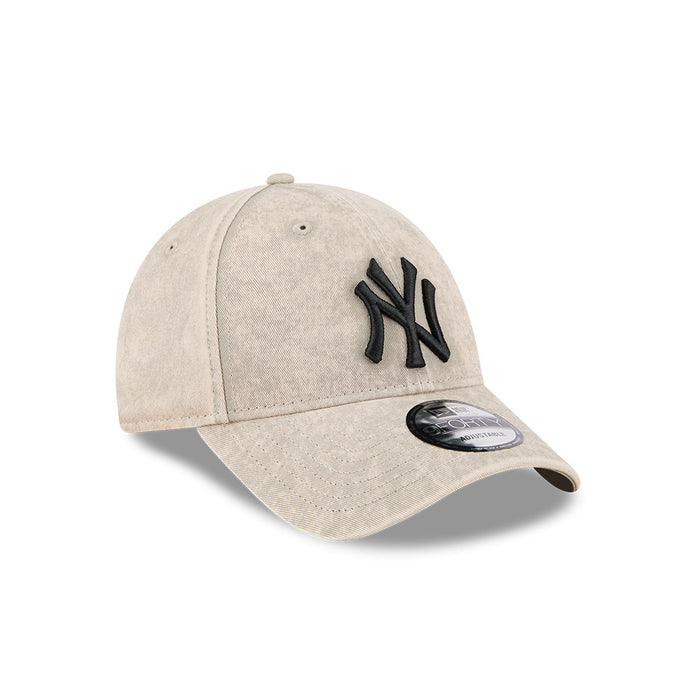 New Era N.Y Yankees 9Forty Snapback Cap (Washed Pebble/Black)