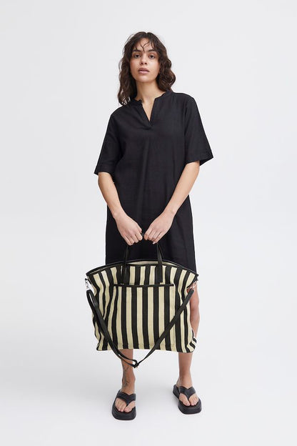 Nurra Holdall Bag (Doeskin/ Black)