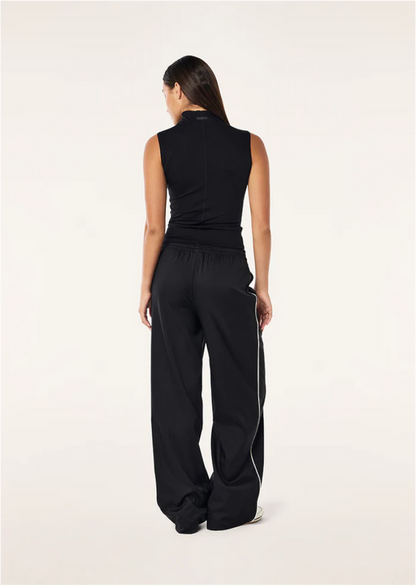 P.E Nation Routine Quarter Zip Tank (Black/Optic White)