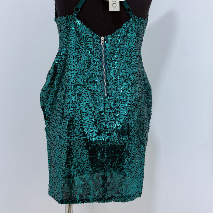 Sleeveless Sequined Backless Dress
