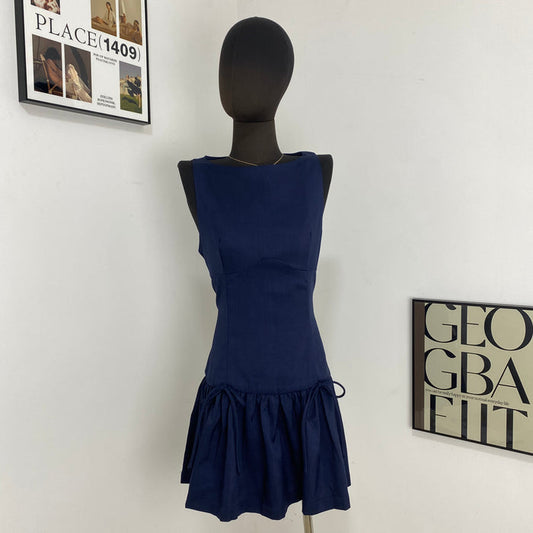 Sleeveless Short Dress With Bow