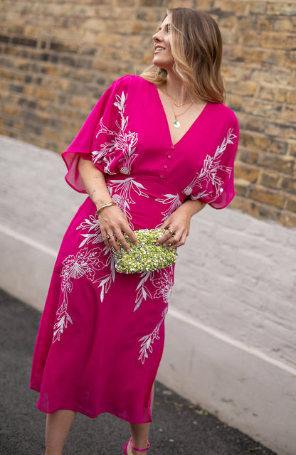 THE CHRISTINE EMBROIDERED FLUTTER SLEEVE PLUNGE NECK MIDI DRESS (PINK/WHITE)