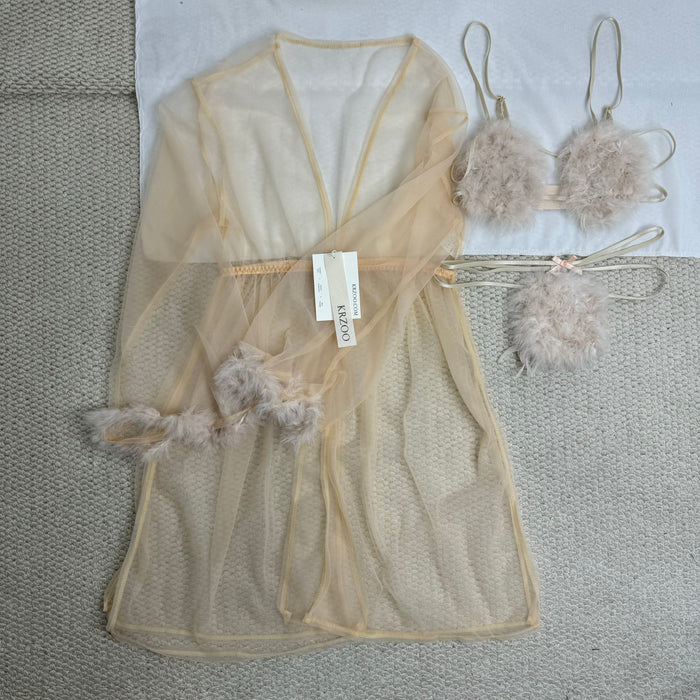 Thong bra and nightgown set